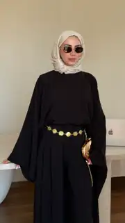 Siyah